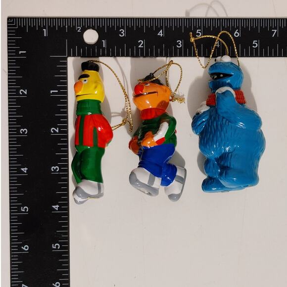 Vintage Ceramic Sesame Street Christmas Holiday Ornaments Muppets 3 Pcs Figurine - Picture 3 of 3